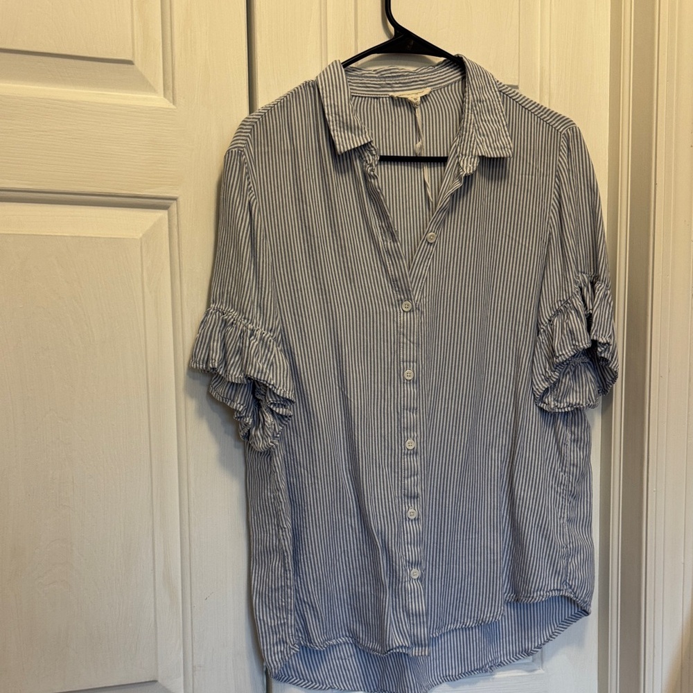beachlunchlounge Blue Striped Button Down Shirt